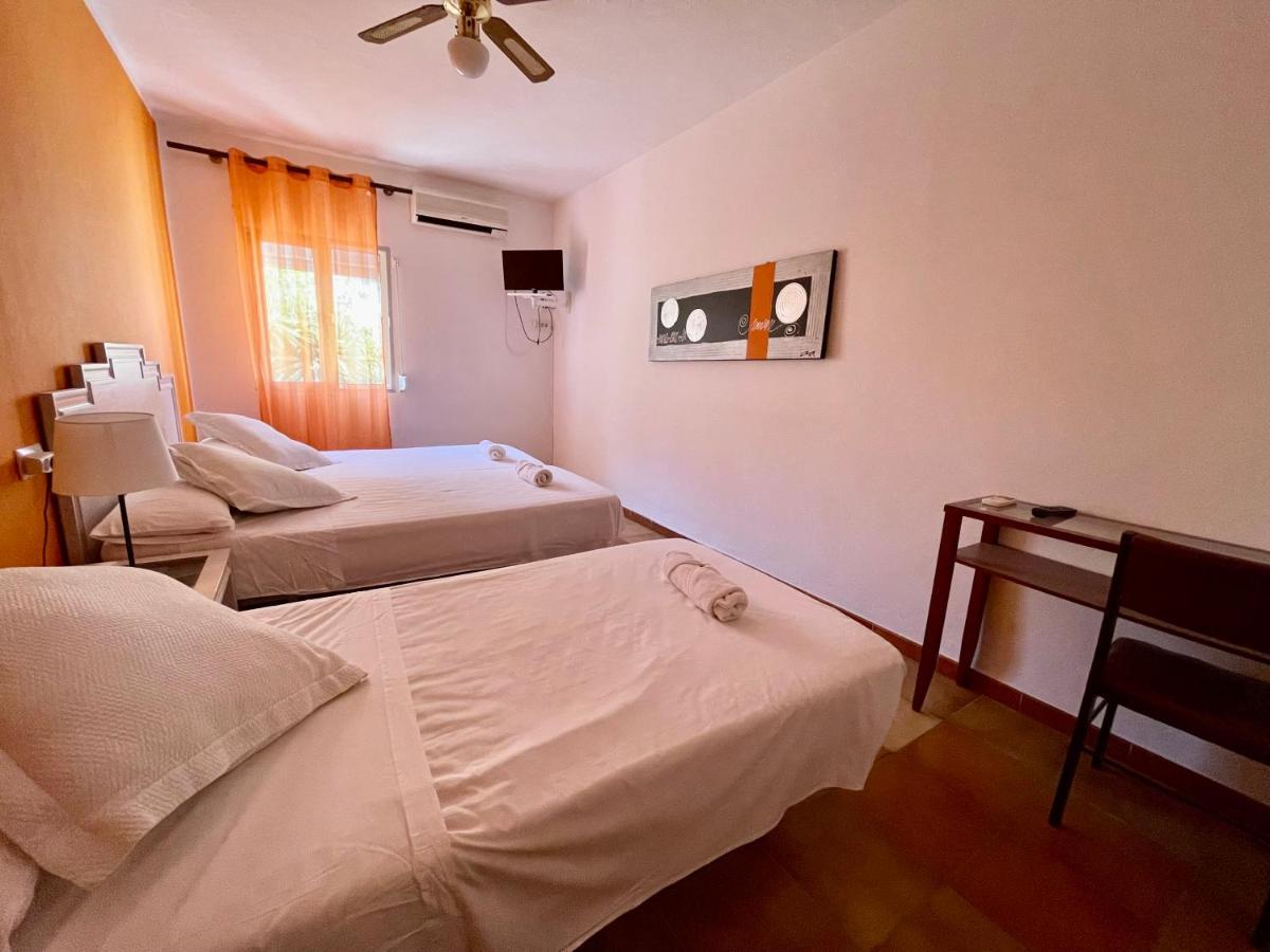 Hostal Los Arcos 贝赫尔-德拉弗龙特拉 外观 照片